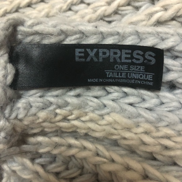 EXPRESS grey & cream long knit infinity scarf - Picture 3 of 3
